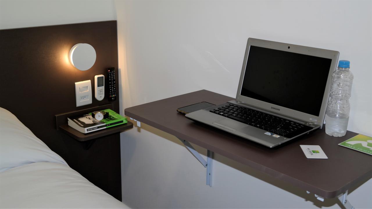 קמפינאס Mr. Hostel Business Lodge מראה חיצוני תמונה