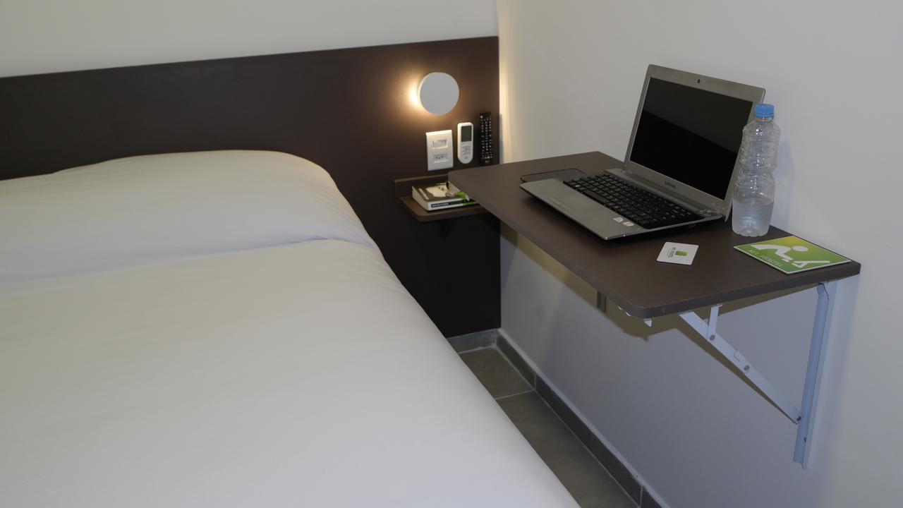 קמפינאס Mr. Hostel Business Lodge מראה חיצוני תמונה