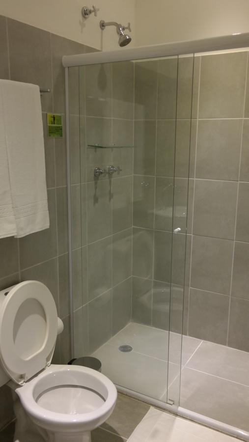 קמפינאס Mr. Hostel Business Lodge מראה חיצוני תמונה