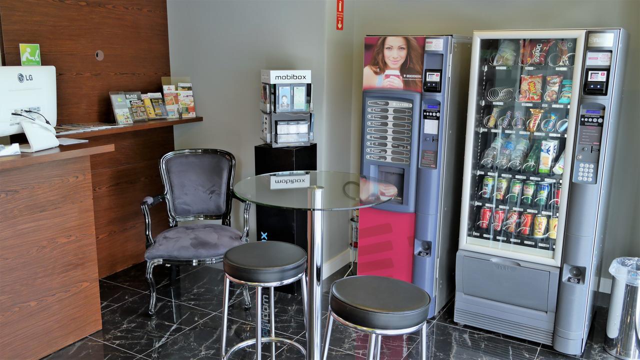 קמפינאס Mr. Hostel Business Lodge מראה חיצוני תמונה